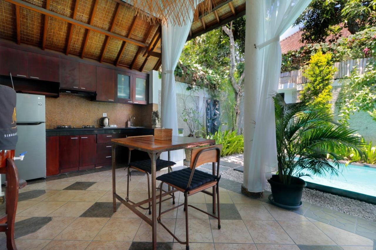 Singgah Villas Seminyak Exterior photo