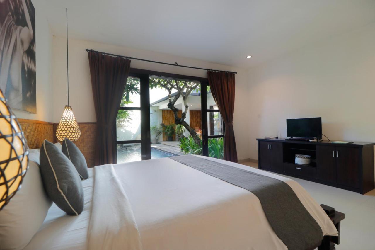 Singgah Villas Seminyak Exterior photo